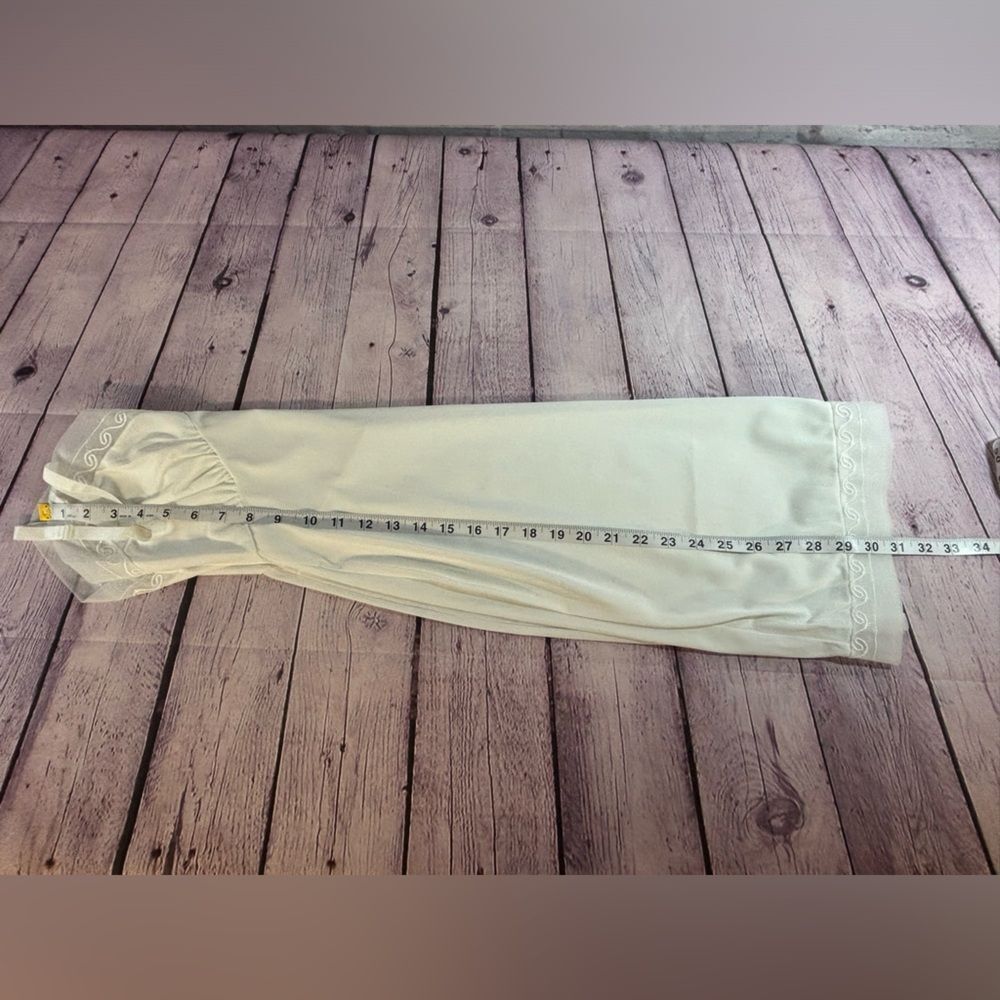 Vintage 70s Slip White Nylon Embroidered Sheer Trim Aristocraft 32B Small - Picture 8 of 8